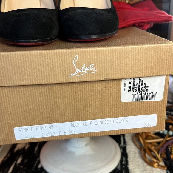 CHRISTIAN LOUBOUTIN SIMPLE SUEDE PUMP CLASSIC SHOES SZ 38.5 Décolleté Camoscio - Picture 10 of 10